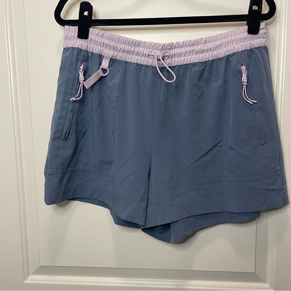 Lou & Grey Athletic Nylon Shorts LIKE NEW L